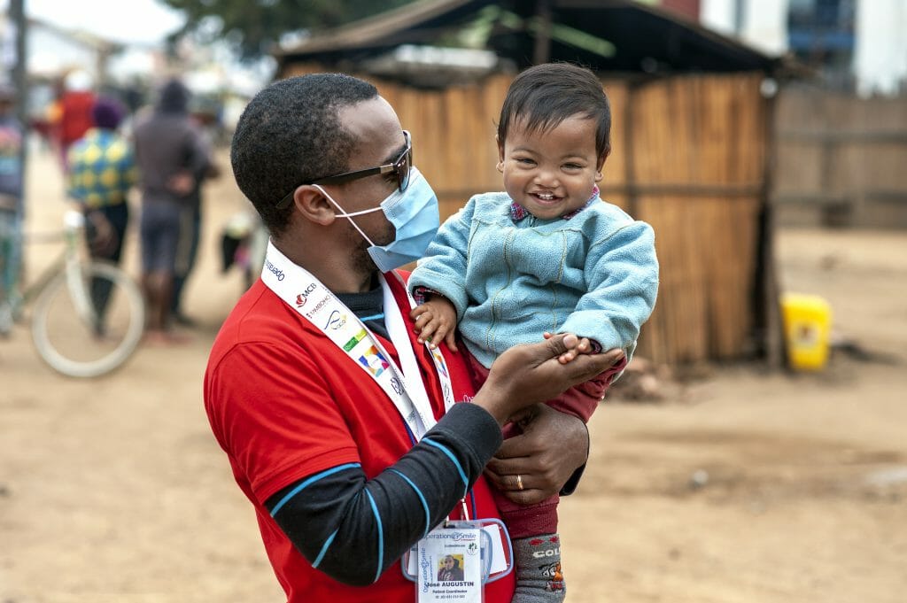 Extra S'Mile Nutrition donor report, Extra Smile Nutrition donor report.<br />
June 2020, Madagascar, MDG_2020, Patient Coordinator, Jose Augustin, Operation Smile Photo - Henitsoa Rafalia